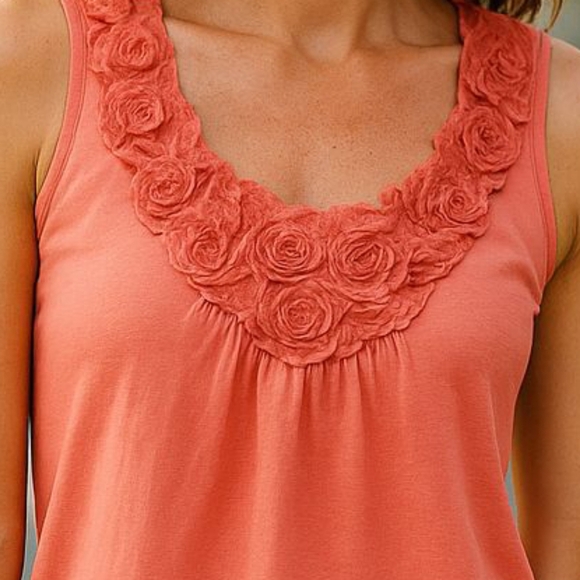 ELLE- Tank Top Blouse With Flowers A long V-Neck Line, Coral Color, Size Small, - Picture 1 of 12